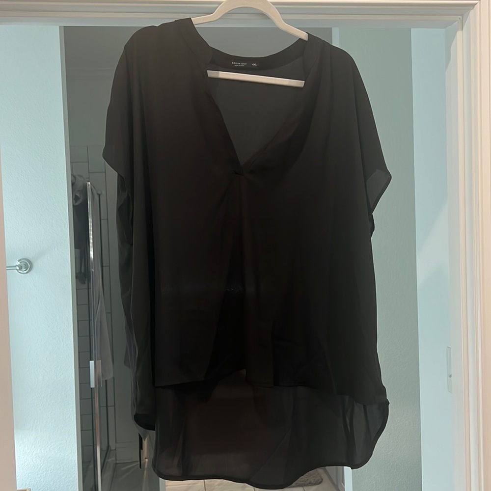 Lightweight women’s top
